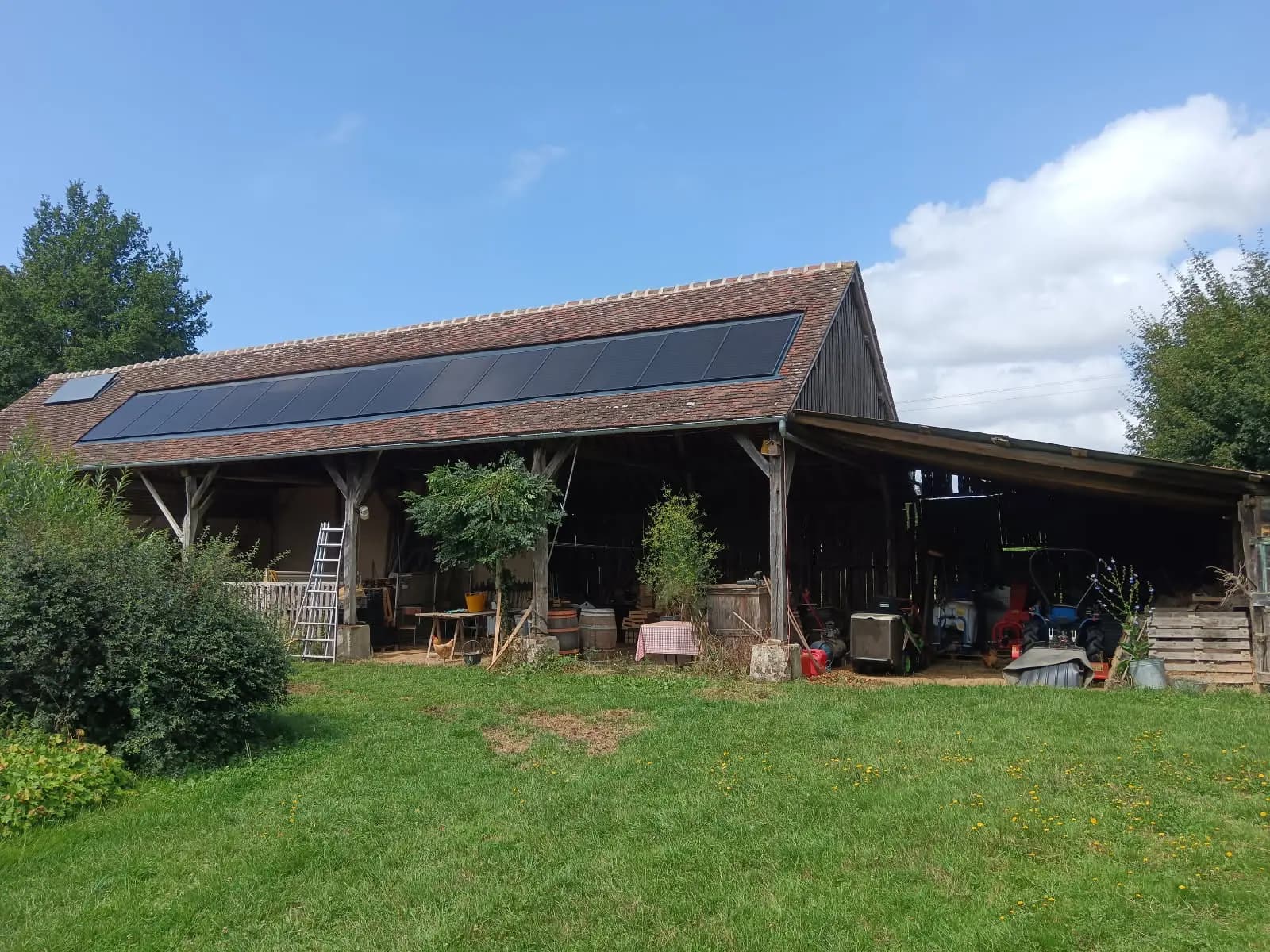 Installation panneaux solaires photovoltaïques – LEBLANC Adrien