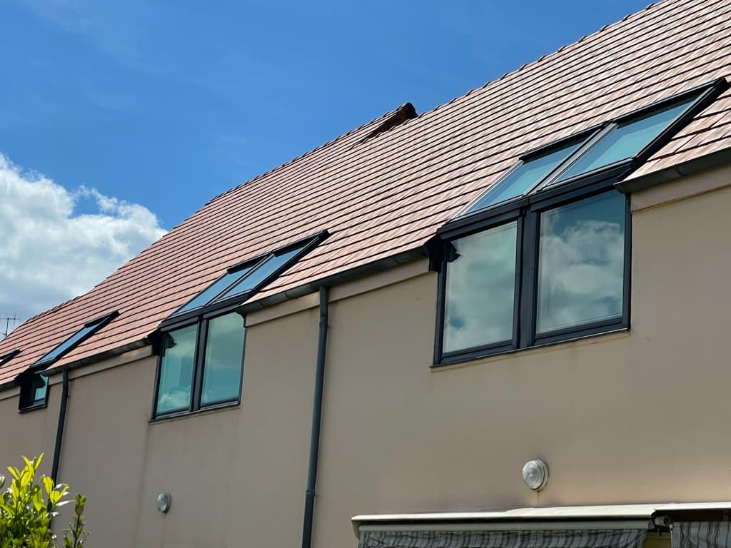 Pose fenêtre de toit VELUX à Bellême – LEBLANC Adrien Expert Installateur Orne