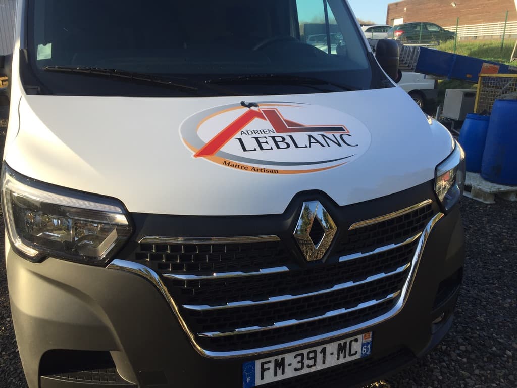 Camion de fonction d'Adrien Leblanc